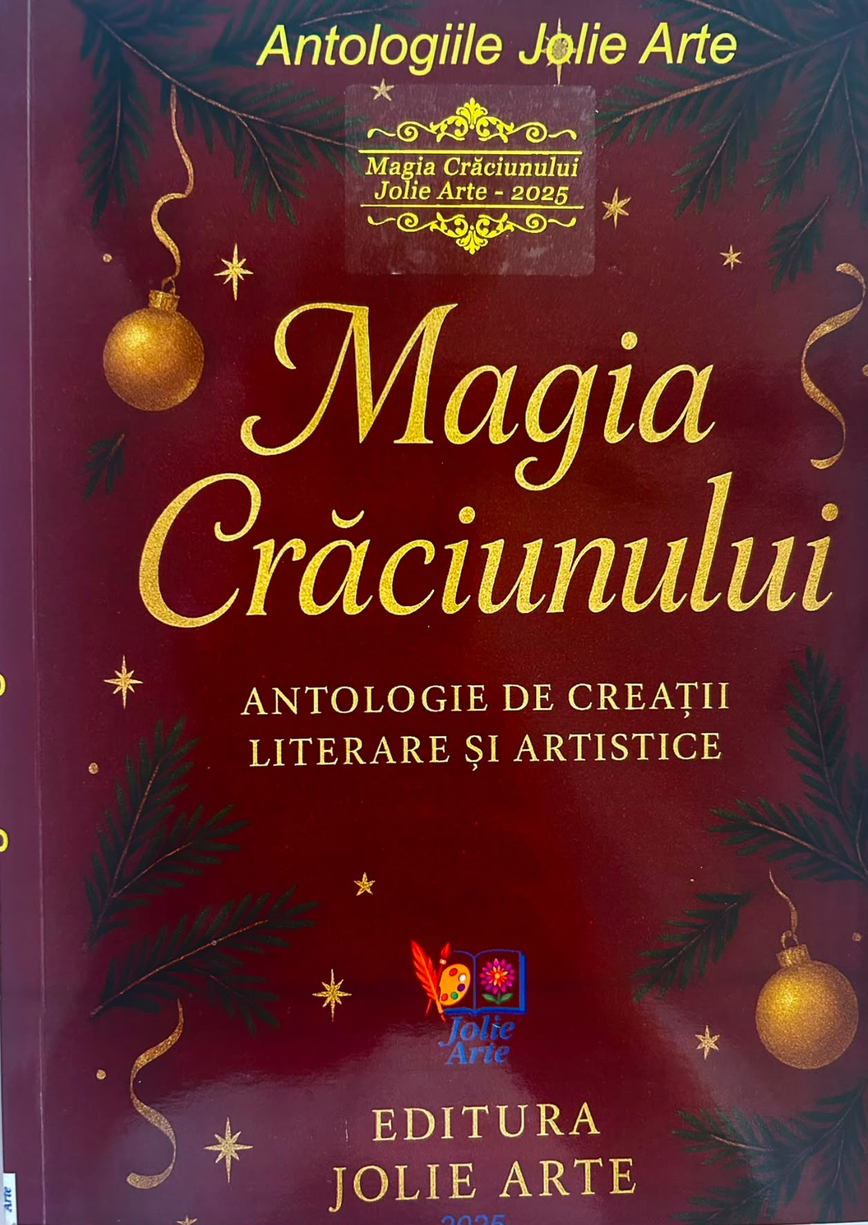 Magia Crăciunului anthology cover
